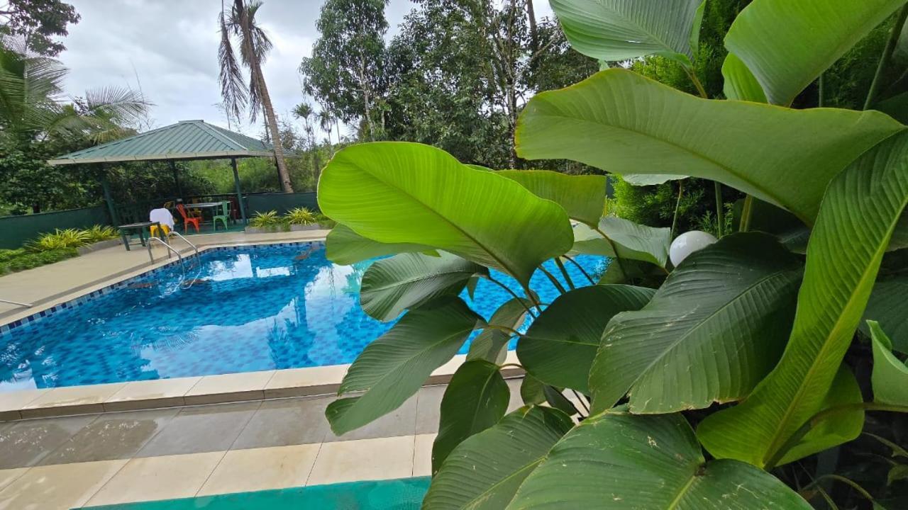 Green Aura Private Villas Sultan Bathery Extérieur photo