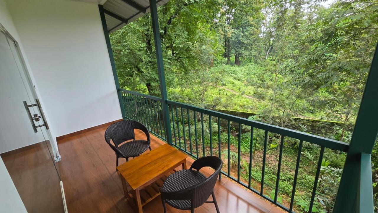 Green Aura Private Villas Sultan Bathery Extérieur photo