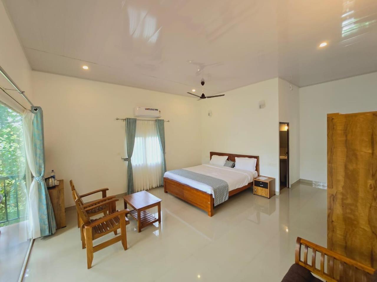 Green Aura Private Villas Sultan Bathery Extérieur photo
