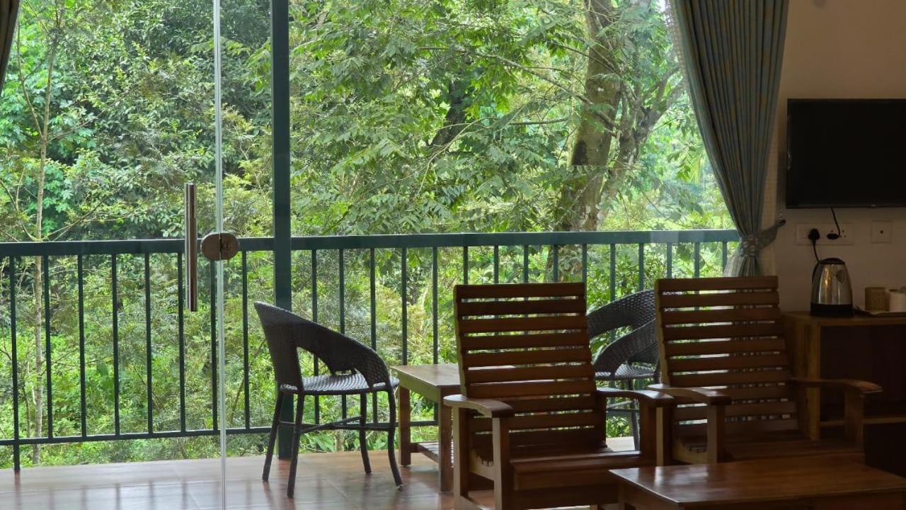 Green Aura Private Villas Sultan Bathery Extérieur photo