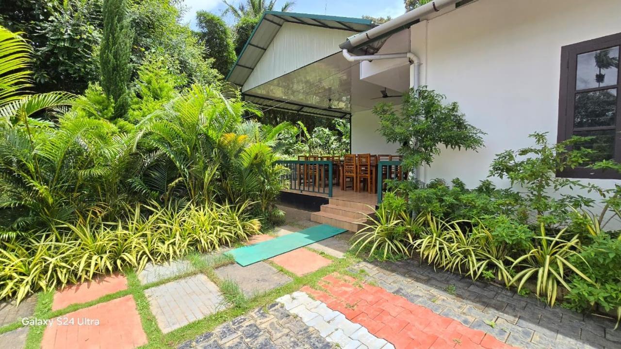 Green Aura Private Villas Sultan Bathery Extérieur photo
