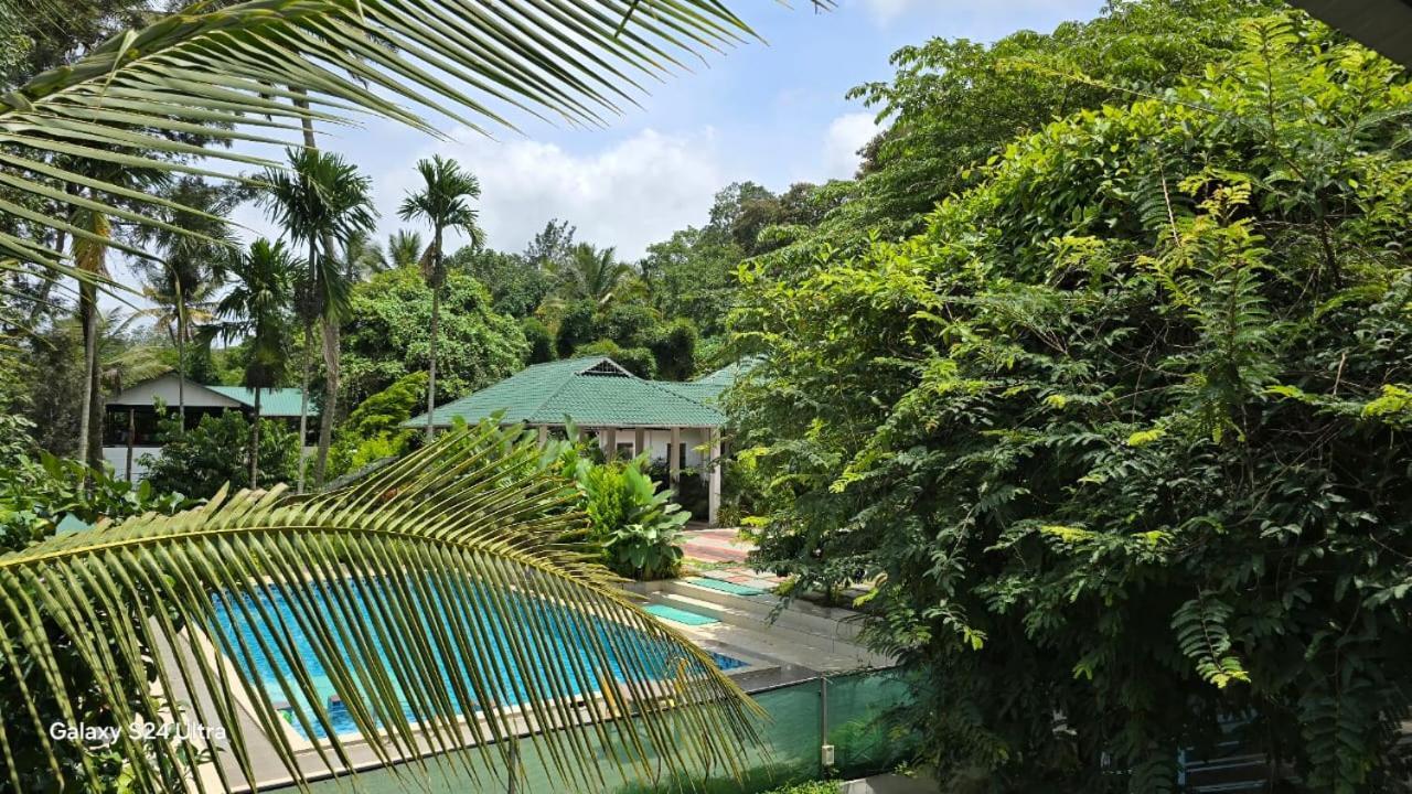 Green Aura Private Villas Sultan Bathery Extérieur photo