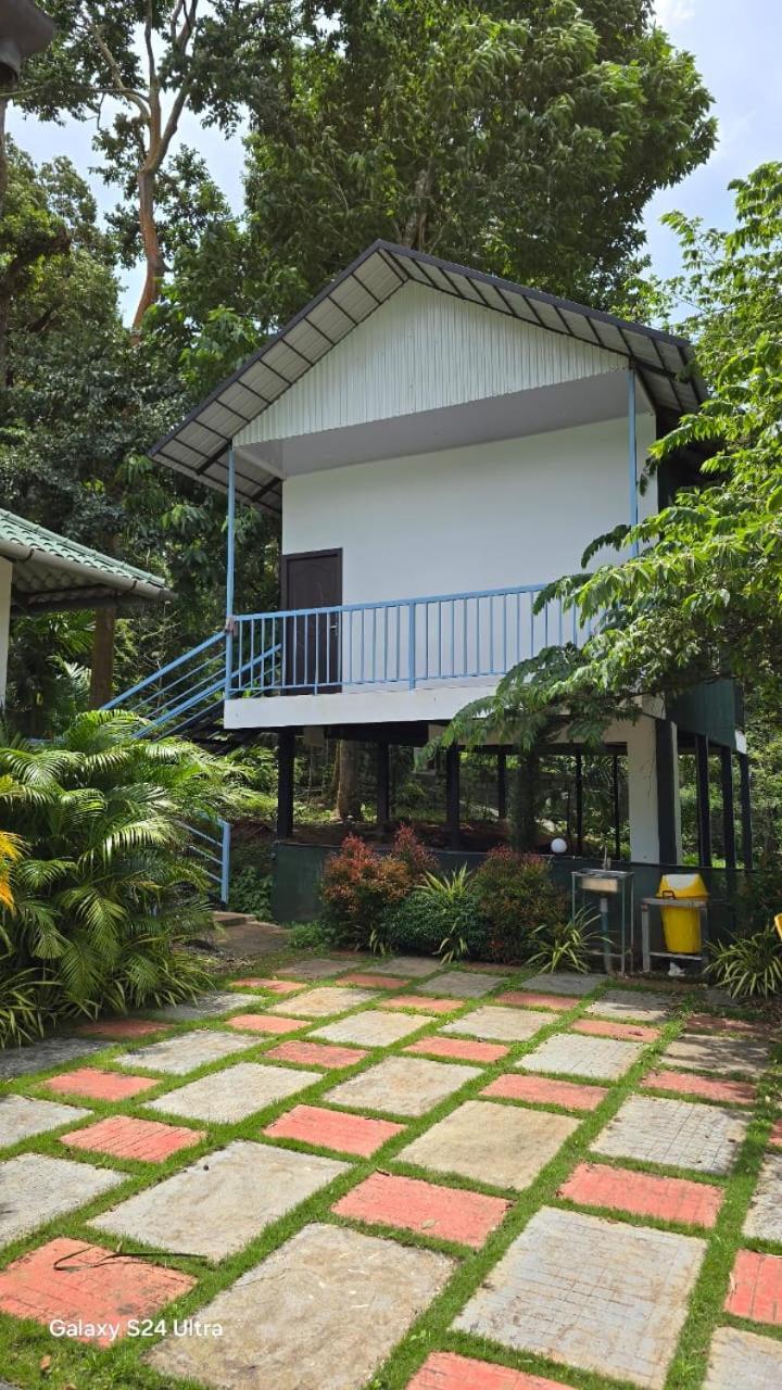 Green Aura Private Villas Sultan Bathery Extérieur photo