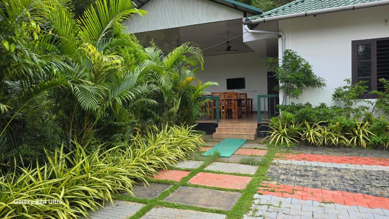 Green Aura Private Villas Sultan Bathery Extérieur photo