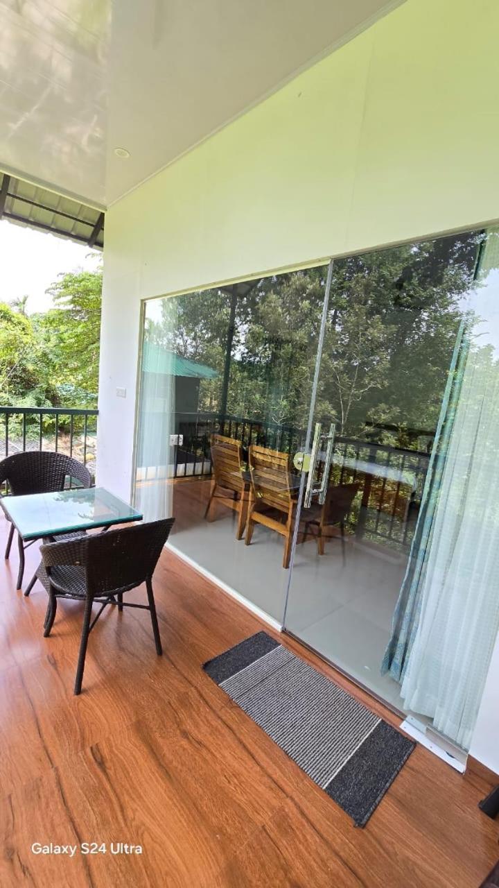 Green Aura Private Villas Sultan Bathery Extérieur photo